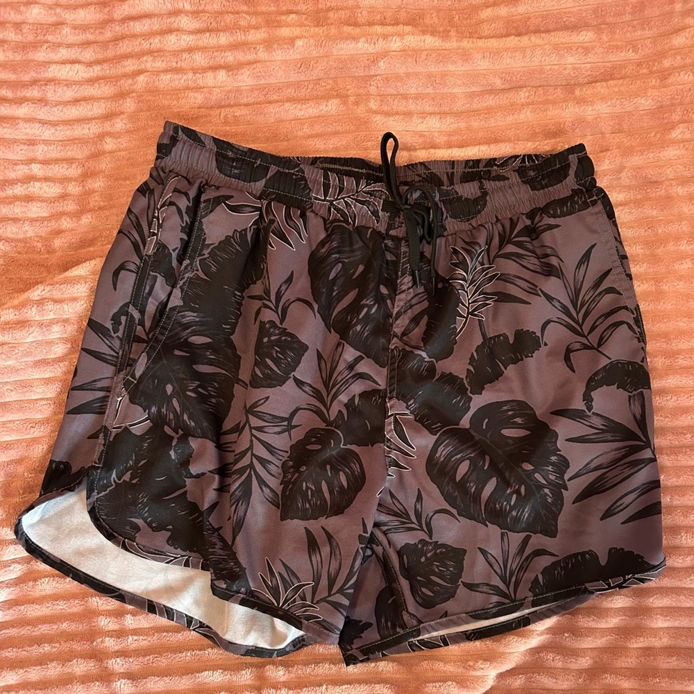 Retro Shorties - Picture 3 of 4